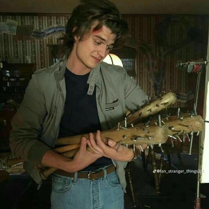 I luv steve harrington 